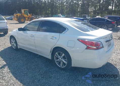 2015 Nissan Altima 2.5 Sv из США, поврежденный, VIN 1N4AL3AP3FC233425